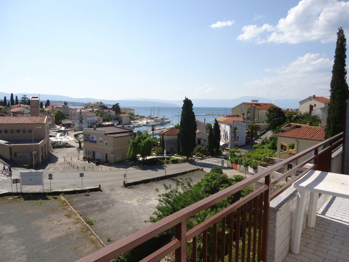 Apartments Matuc Malinska Esterno foto
