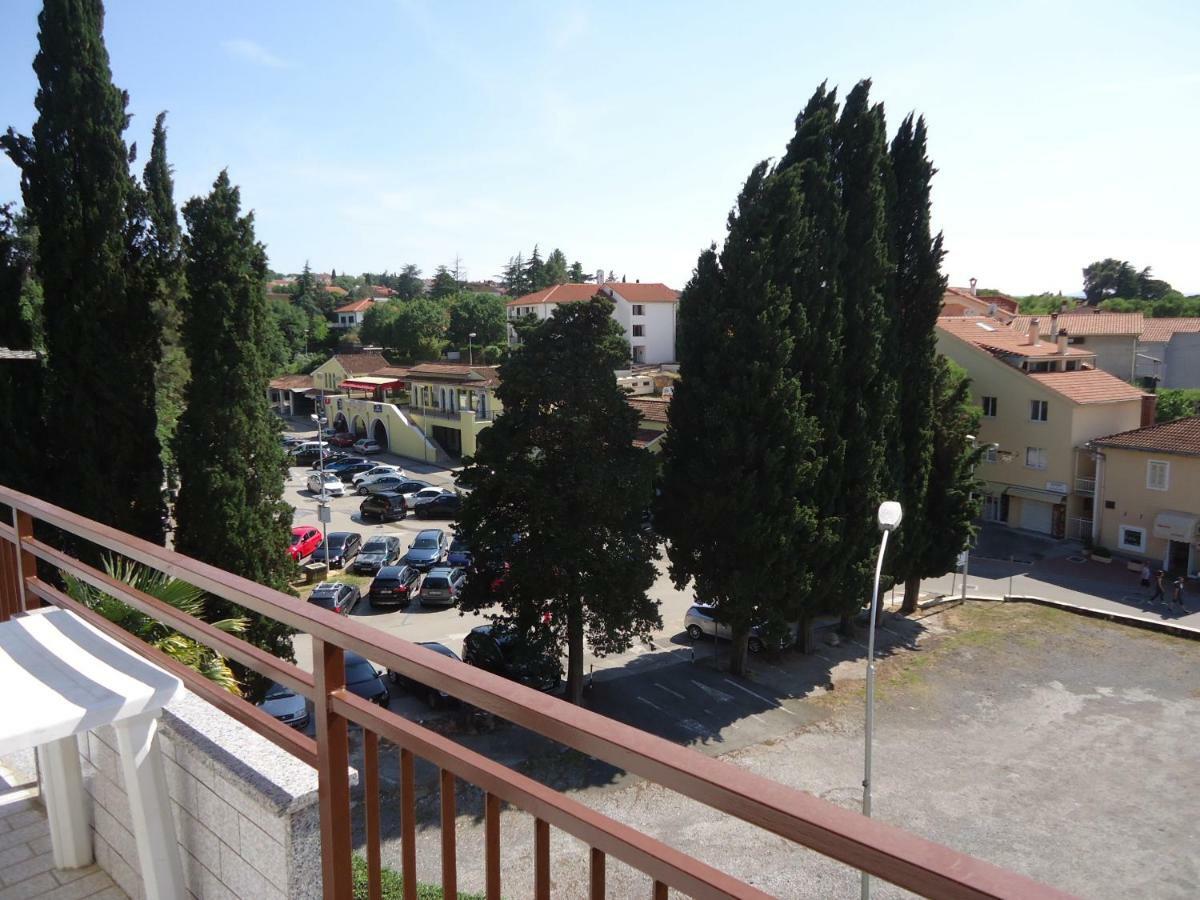 Apartments Matuc Malinska Esterno foto