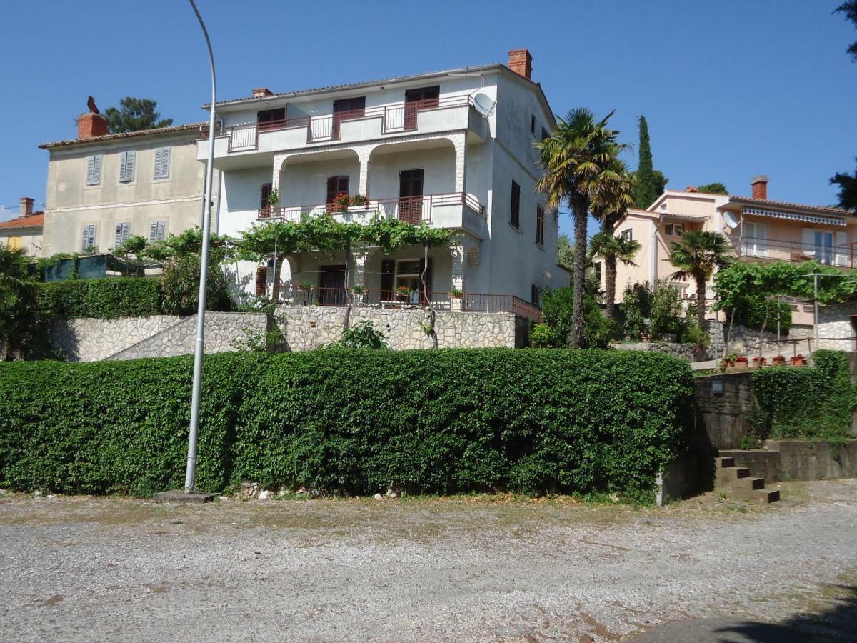 Apartments Matuc Malinska Esterno foto